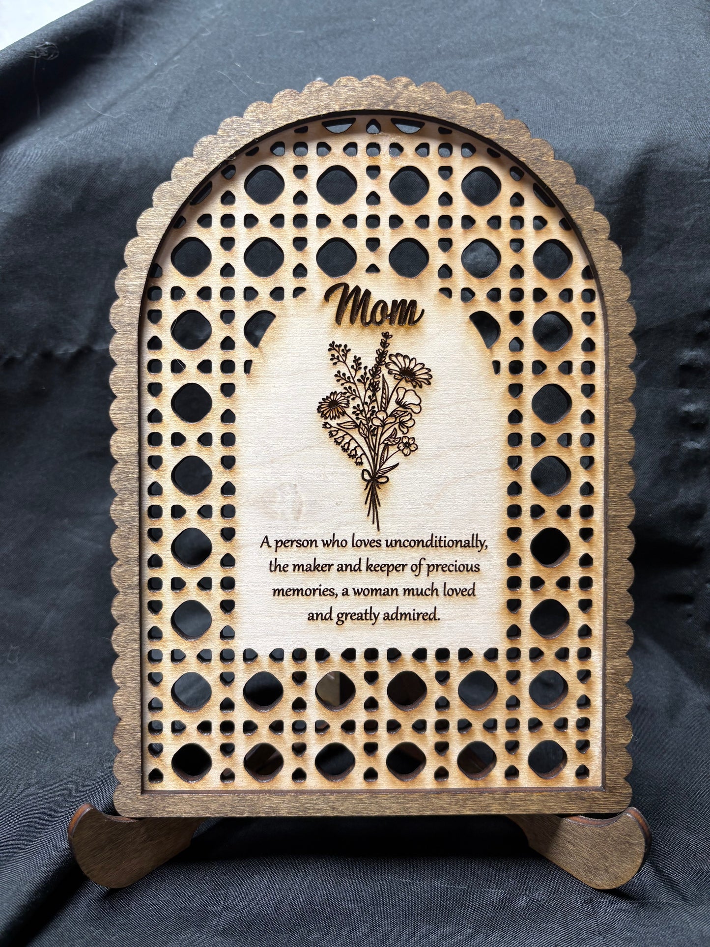 "Mom" floral engraved wooden arch plaque with stand mothers day gift